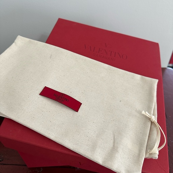 Valentino Garavani Women's Nude Studded Heels - Picture 7 of 7